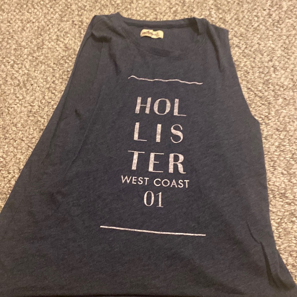 Hollister muscle tank